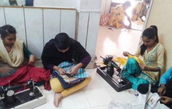  Free Sewing For Poor Girls - Embroidery & Beautician Training Center.